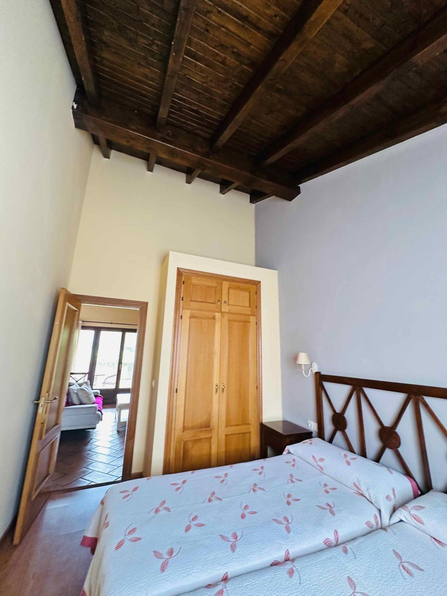 Apartamentos Rurales La Carbayala Oviñana Eksteriør bilde