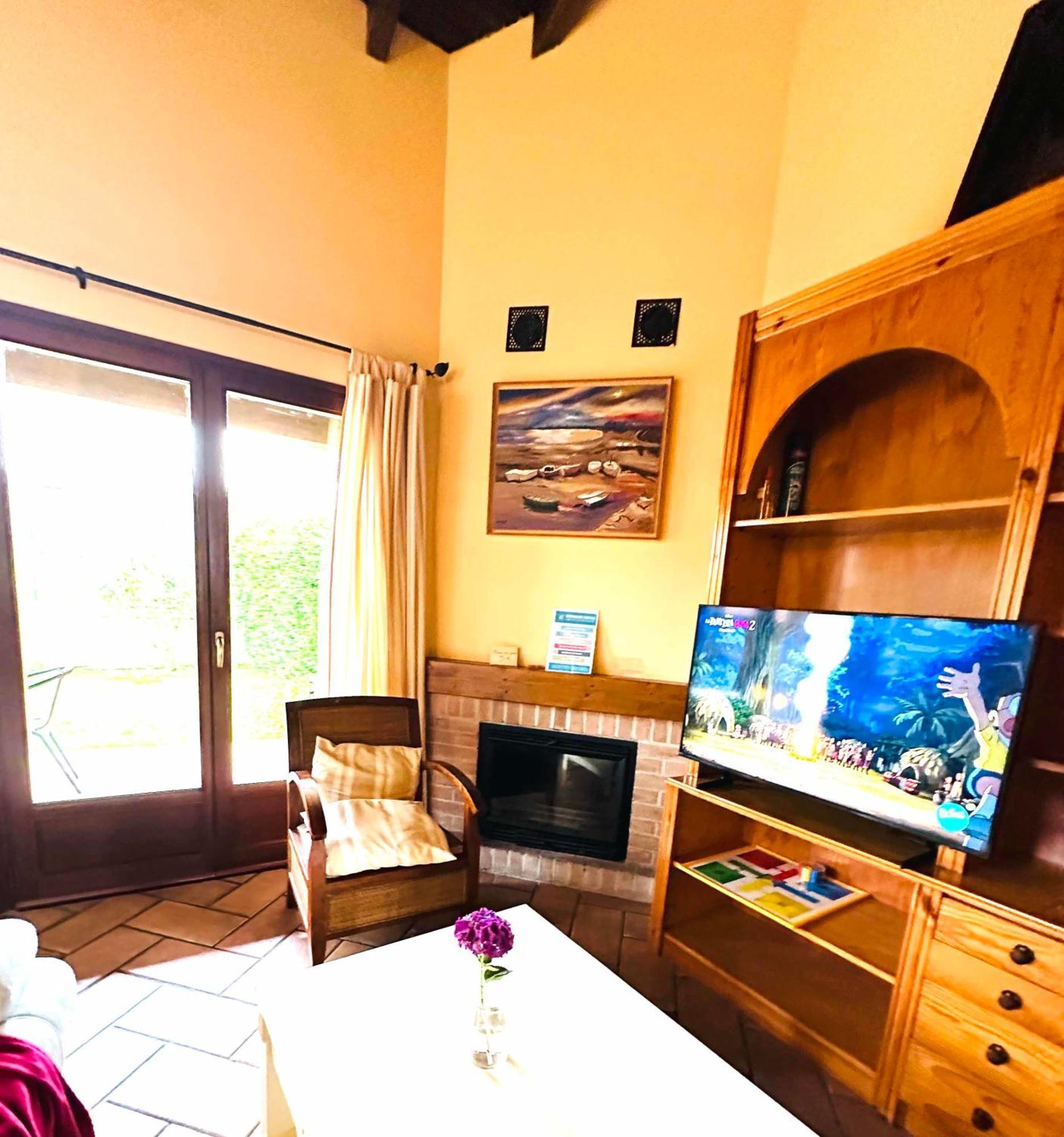 Apartamentos Rurales La Carbayala Oviñana Eksteriør bilde