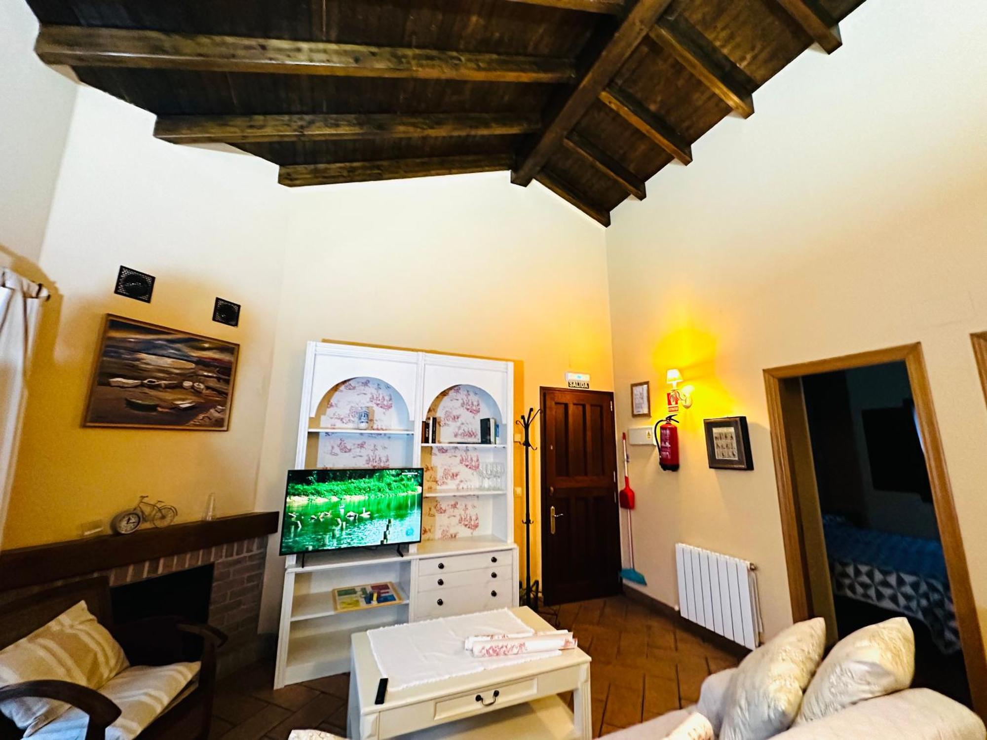 Apartamentos Rurales La Carbayala Oviñana Eksteriør bilde