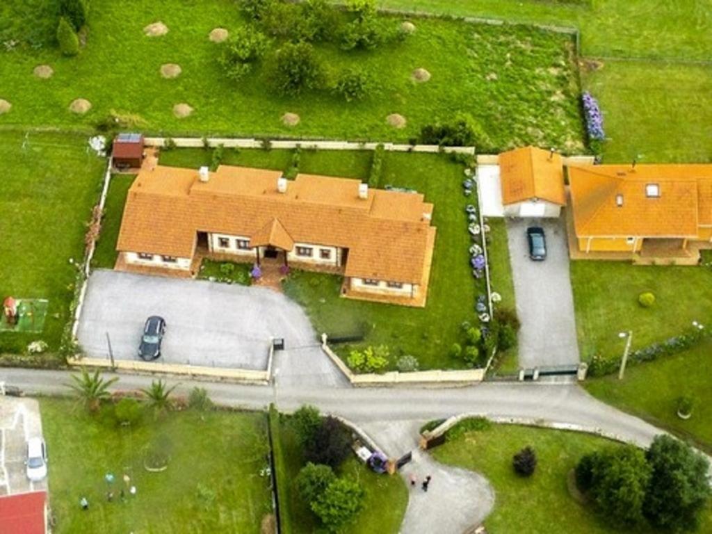 Apartamentos Rurales La Carbayala Oviñana Rom bilde